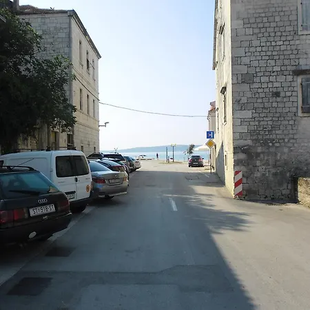 Apartament Mare *