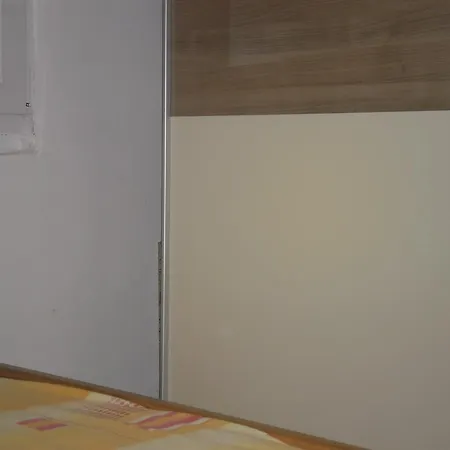 Apartament Mare *